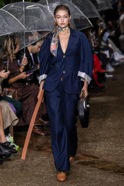 Look 8